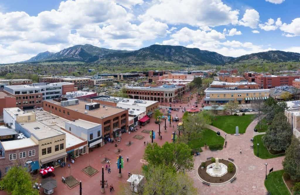 If you're on the search for the best winter towns in Colorado, Boulder is the place to go.