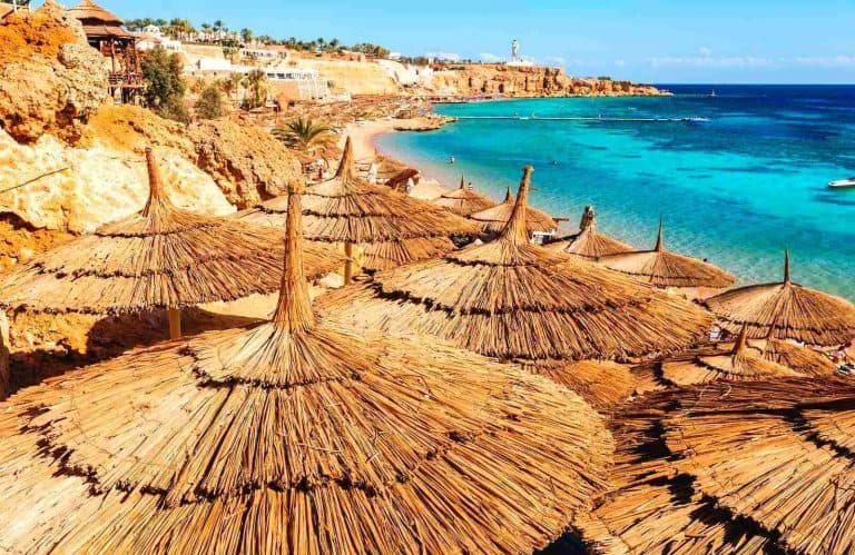 Bucket List for Couples: 14 Romantic Travel Destinations